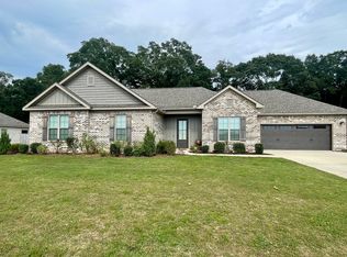 507 Fountain Crest Dr, Enterprise, AL 36330