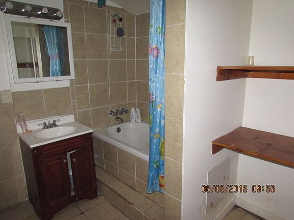 4th image of 3441 W Douglas Blvd