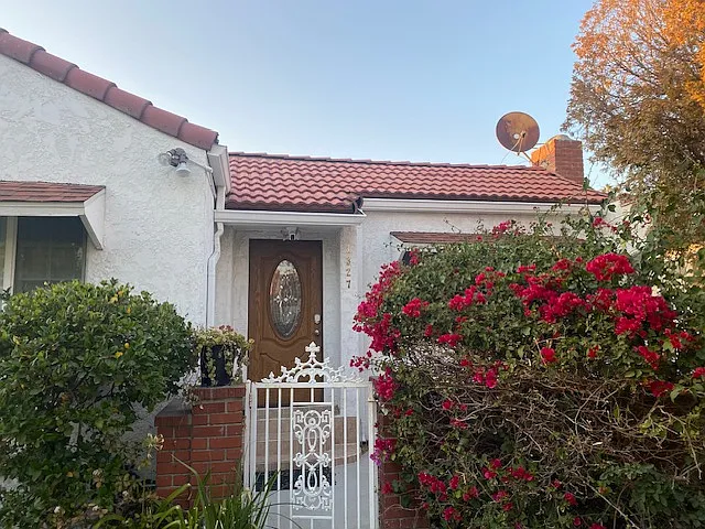 1327 Allen Ave — Photo 8