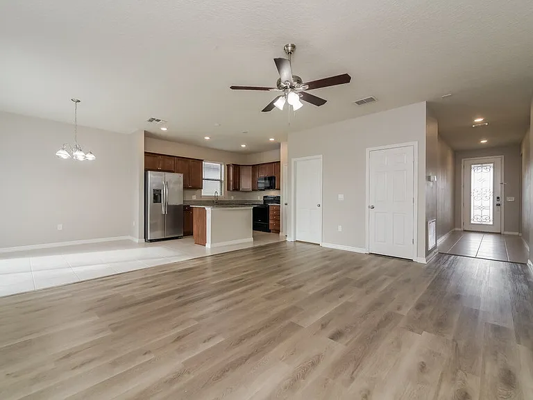 1733 Cayman Cove Cir — Photo 5