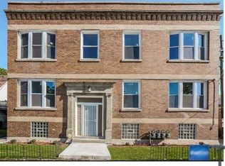 1016 W 72nd St #1, Chicago, IL 60621