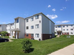 Edgewood Apartments, Cedar Rapids, IA 52404