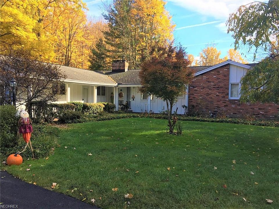 1st image of 34365 Sherwood Dr