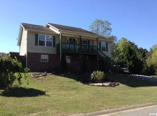 2335 Scenic Mountain Dr, Sevierville, TN 37876