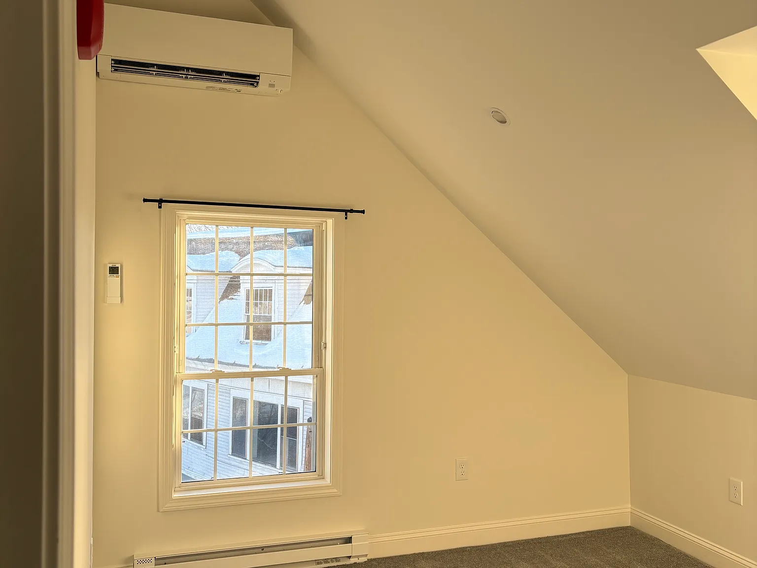 1 bed, 1.0 bath, $1,600 — Photo 3
