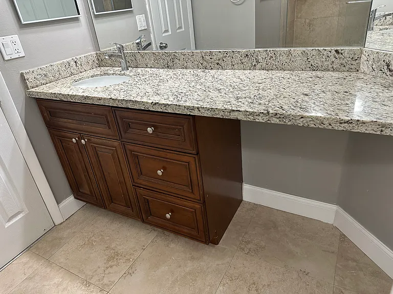 2820 N Oakland Forest Dr #307-1 — Photo 26