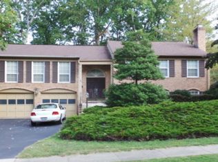 12129 Fort Craig Dr, Woodbridge, VA 22192