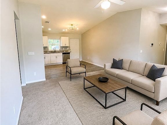 3rd image of 5013 SE Tradewinds Cir