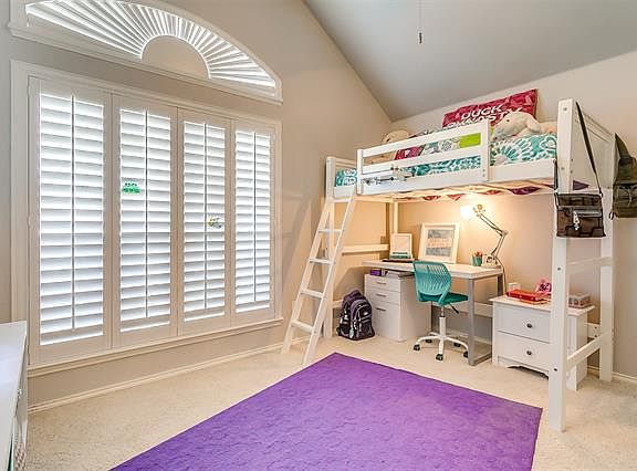 5th image of 1001 Carlin Ln