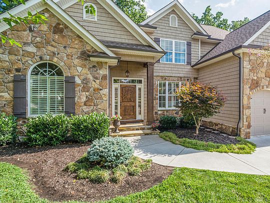 2nd image of 8808 Ebenezer Oaks Ln