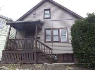 2216 S Robinson Ave #HOUSE, Milwaukee, WI 53207