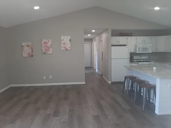 29125 Eton St, Westland, MI 48186