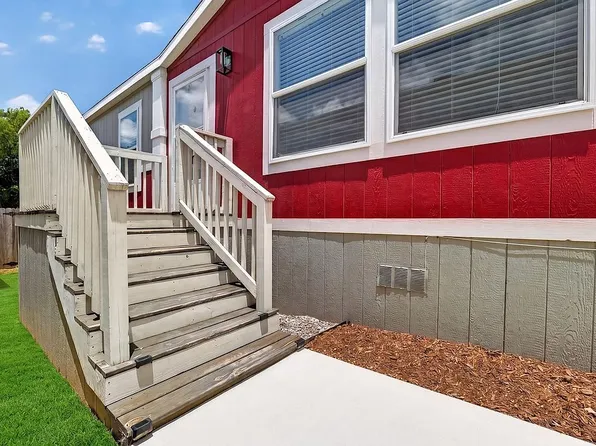 2033 Daisy Lou #31, San Antonio, TX 78245