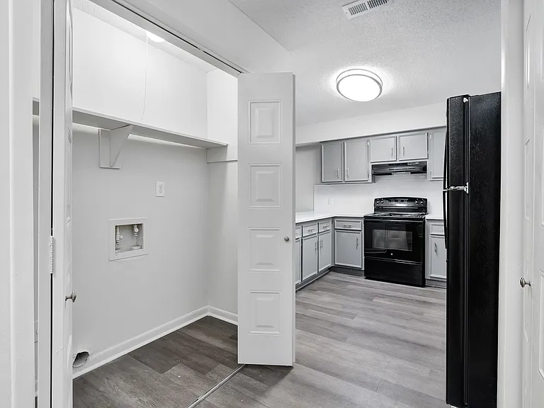 Magnolia - Kitchen and Washer Dryer Connections