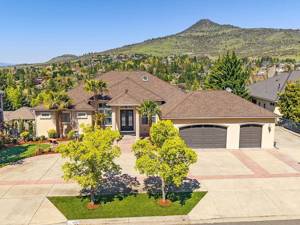 1st image of 107 Monterey Dr
