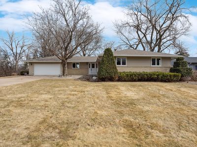 2160 Timmy St, Mendota Heights, MN, 55120