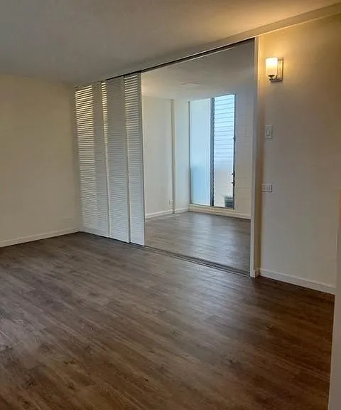 1702 Kewalo St #105 — Photo 3