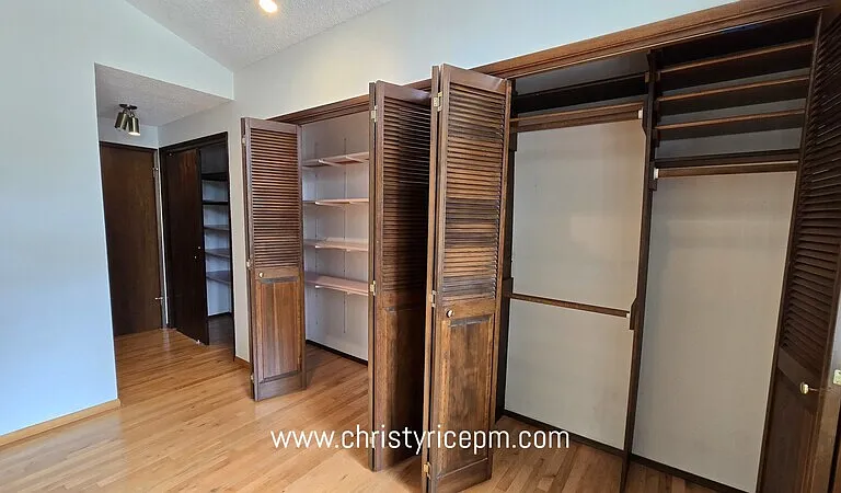 15406 SE 46th Way — Photo 21