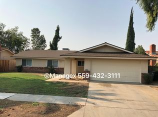 5158 E Dwight Way, Fresno, CA 93727