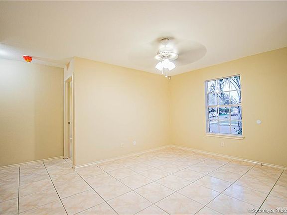 4th image of 2217 Fullerton Ave