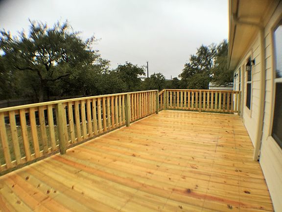 3rd image of 54 Canyon Creek Dr