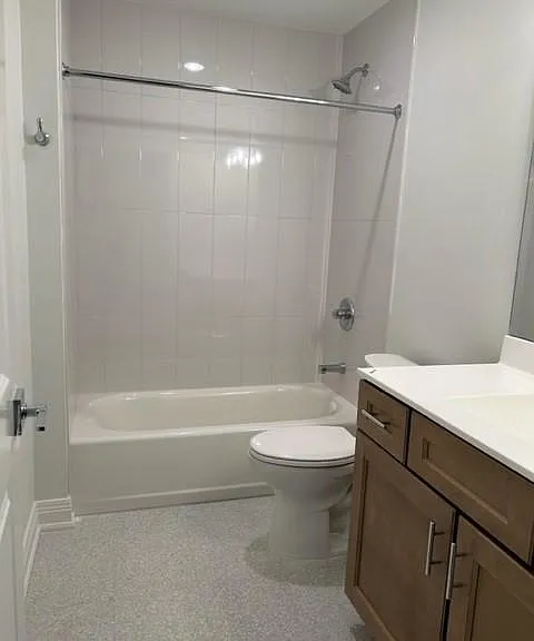 1088 Walburg Ave #206 — Photo 2