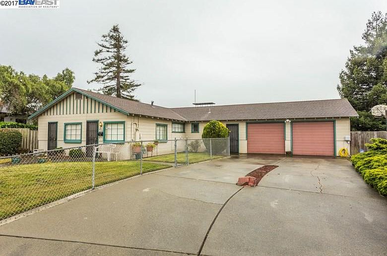 1st image of 4820 Berk Ave