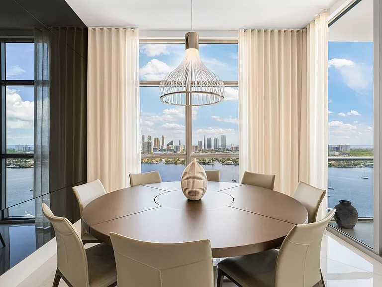 17301 Biscayne Blvd #Penthouse 7 — Photo 17