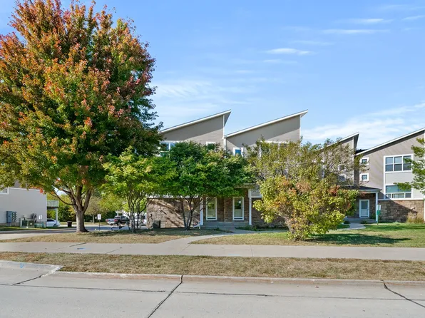 301 SE 11th St Unit 201, Grimes, IA 50111