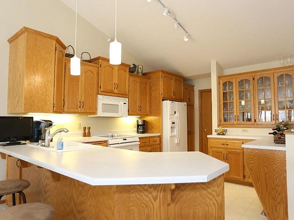3rd image of 5510 Nathan Ln N APT 3