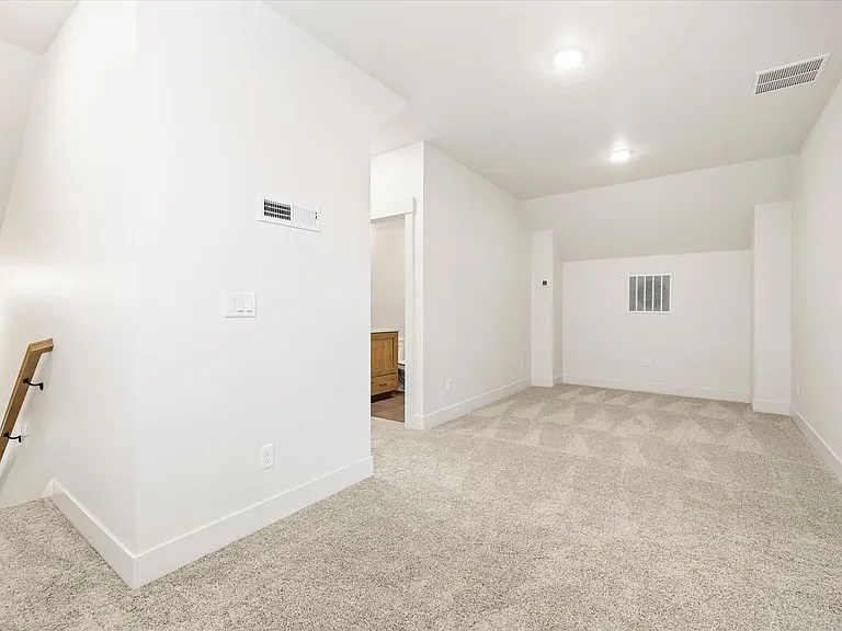 319 N Sauer River Ln — Photo 23