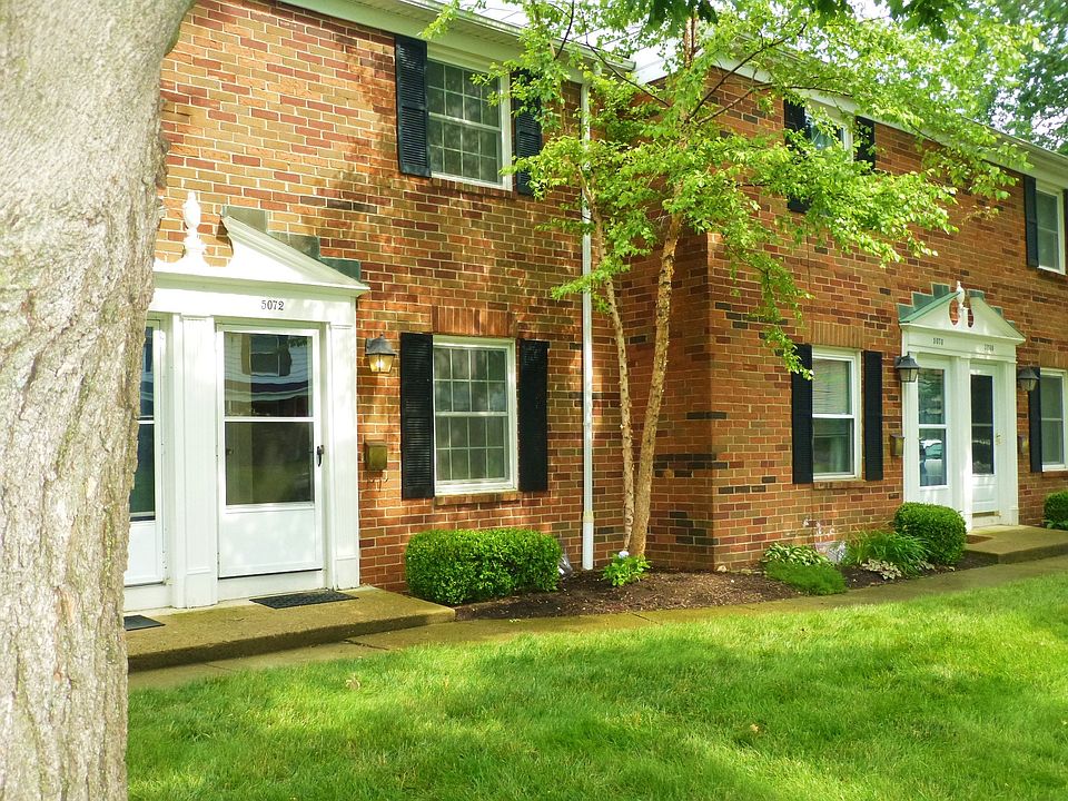 Brick Townhomes