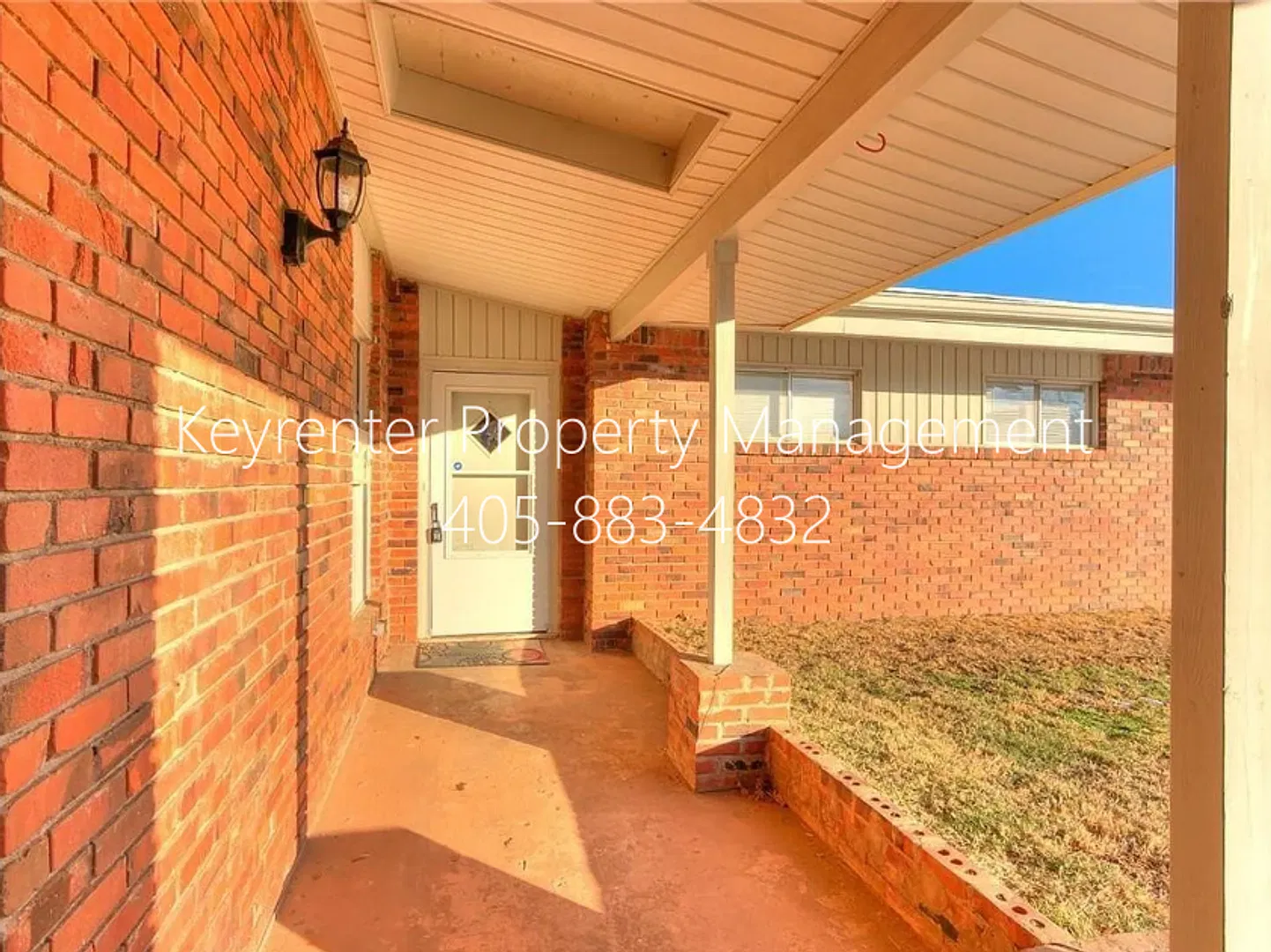 Chic 3-Bed 2-bath in Oklahoma City — Photo 2