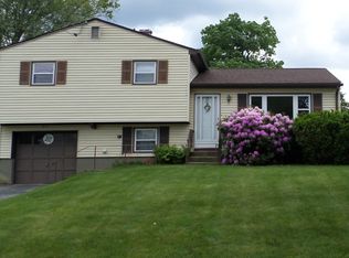 217 Craft Ln, Buchanan, NY 10511