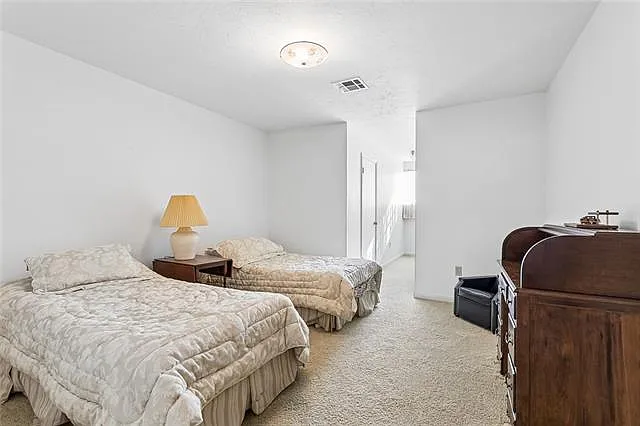5500 Craig Ave — Photo 17