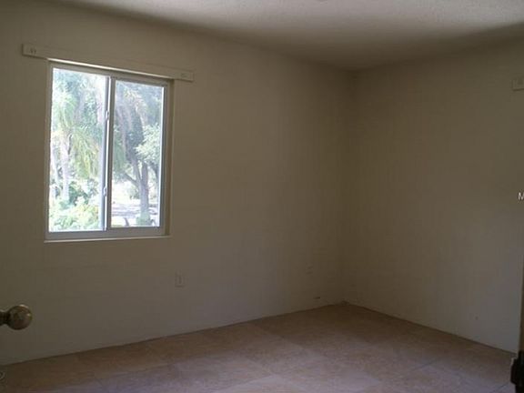 4th image of 832 Symonds Ave APT 5