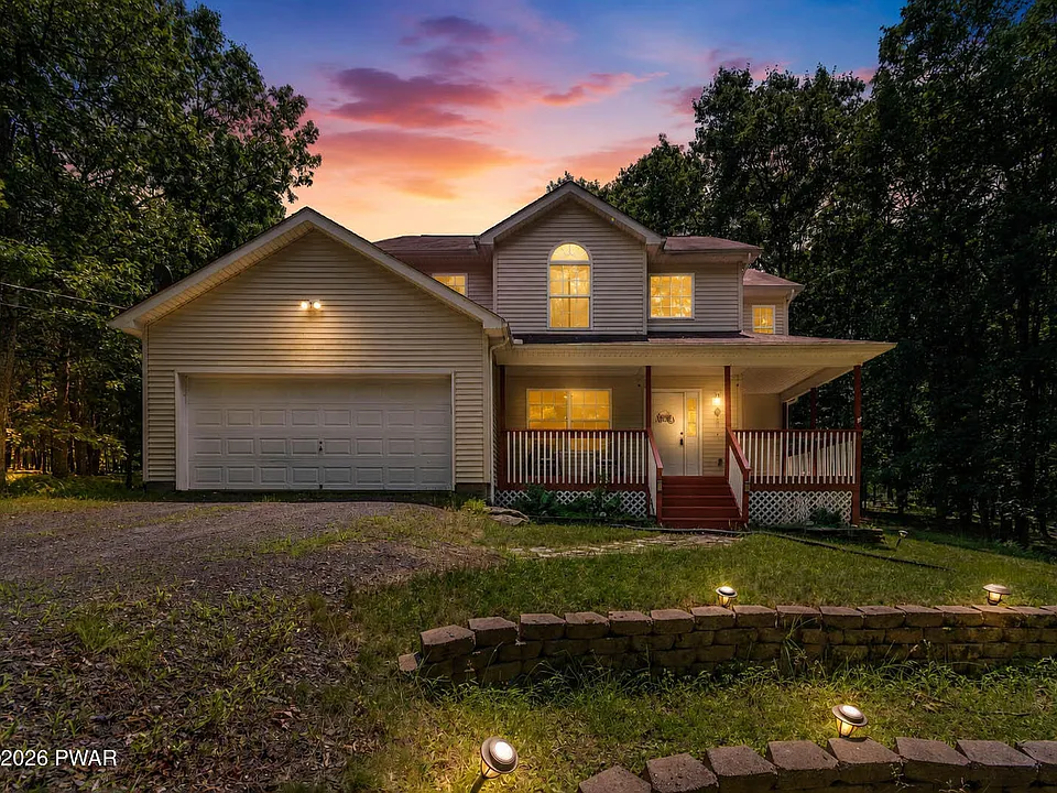 3290 Bluebird Dr