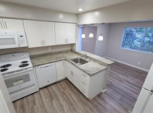 80 2nd St APT 4, Los Altos, CA 94022