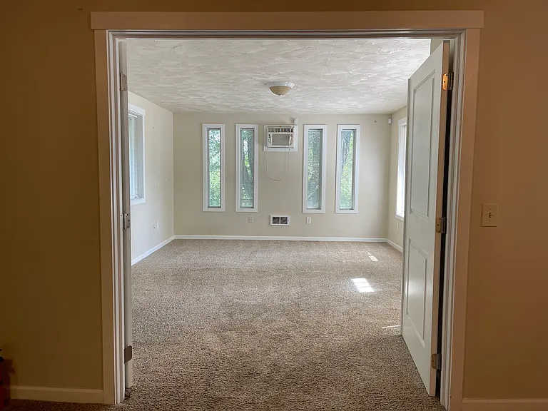 1622 N Willow Rd — Photo 14