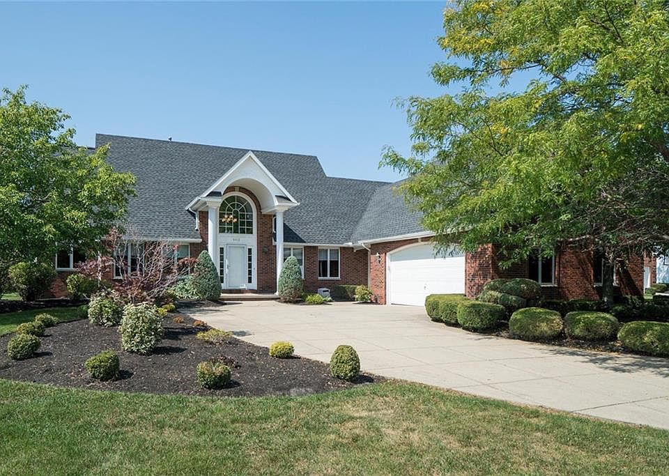 1st image of 5472 Pebble Beach Dr