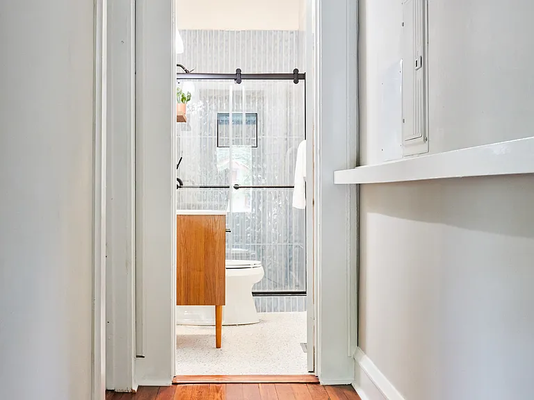 1402 Fairbanks St SW — Photo 33
