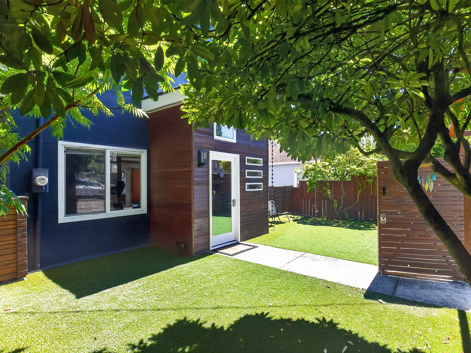 3836 34th Ave SW — Photo 2