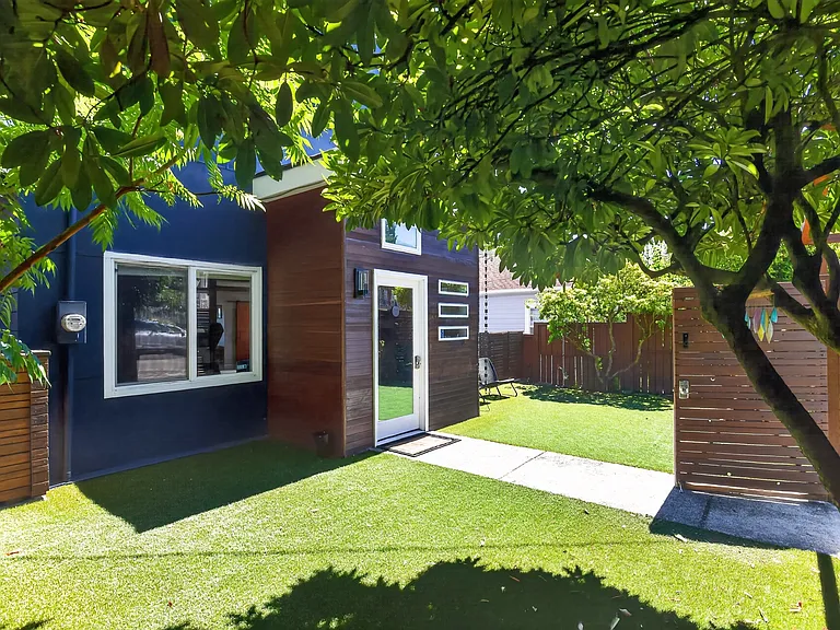 3836 34th Ave SW — Photo 2