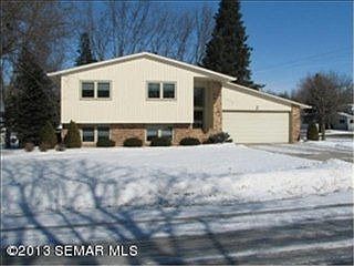 1st image of 470 Willow Creek Dr