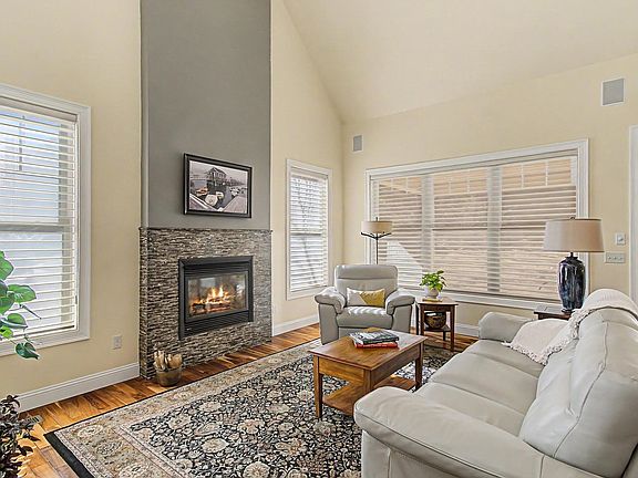 4th image of 232 Colden Road