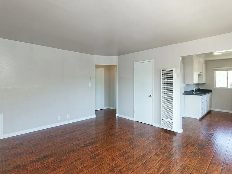 3405 Dimond Ave — Photo 19