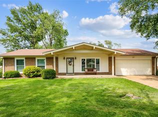 109 Timka Dr, Ballwin, MO 63011