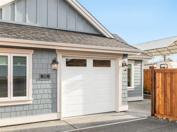 410 Hummingbird Pl, Parksville, BC V9P 1K1