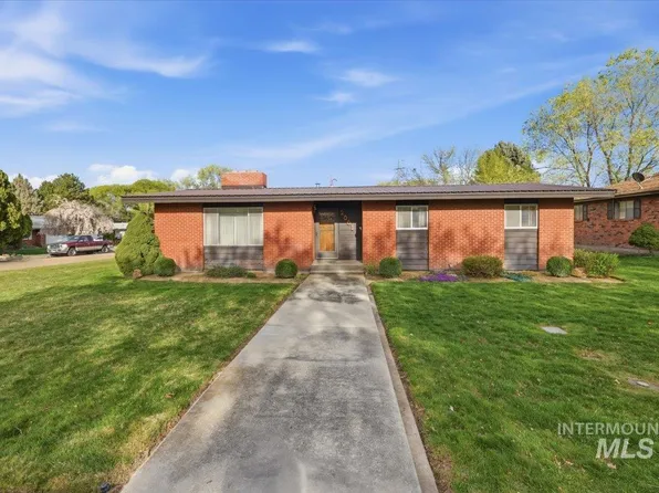 2001 Ray Ave, Caldwell, ID 83605