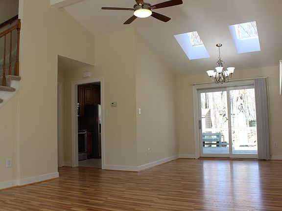 Family room. Dining Room.